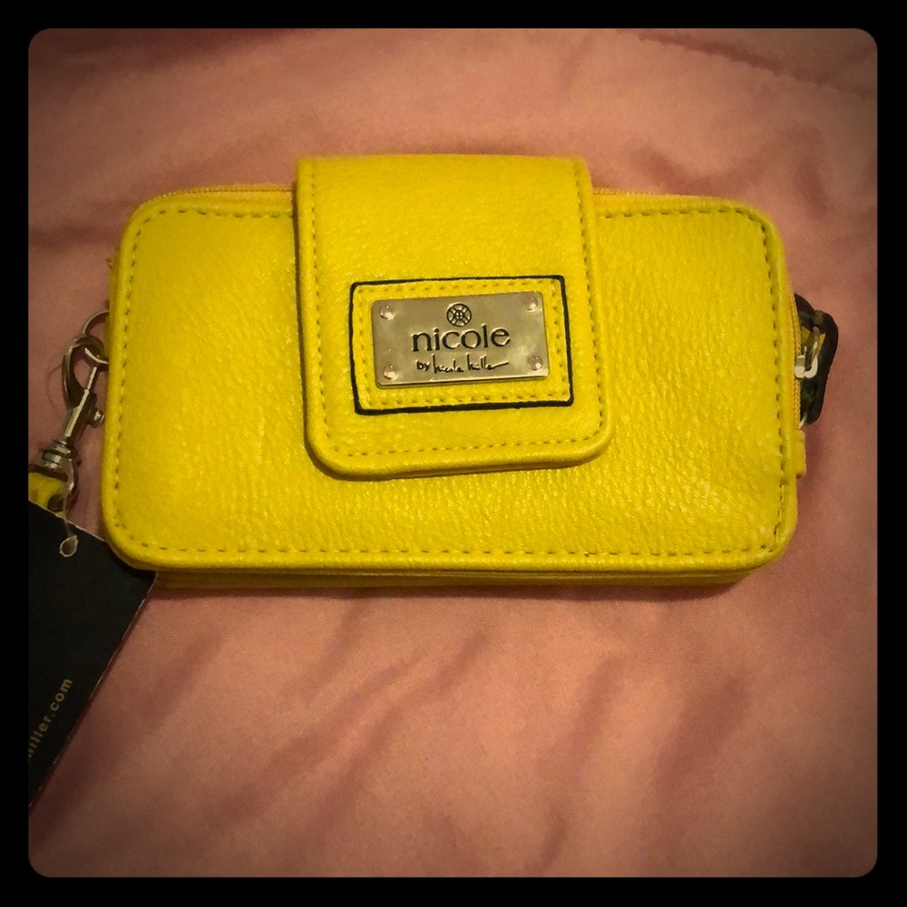 Wristlet